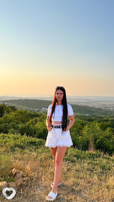 Яна, 22, Курске — анкета №2716506