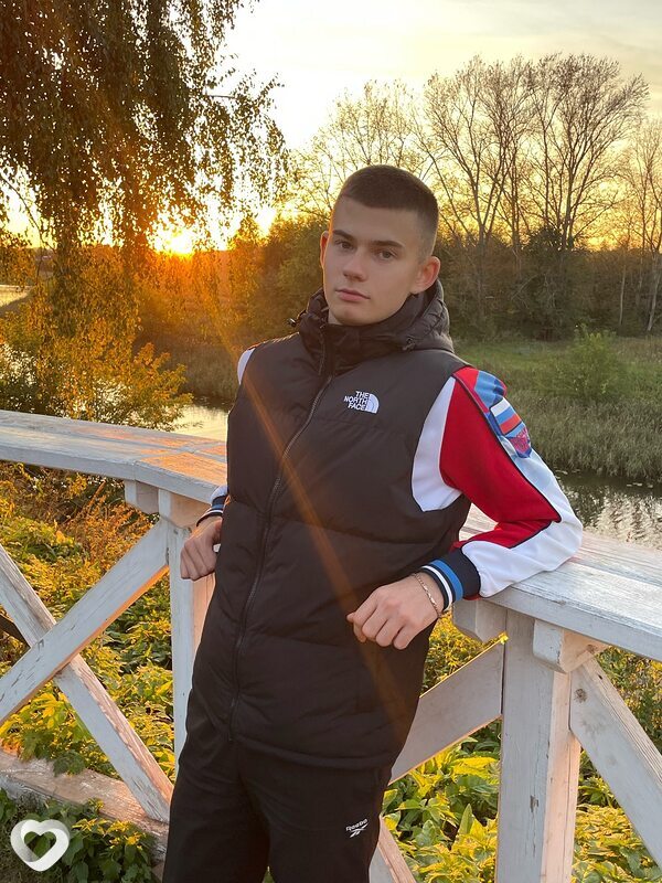 Владимир, 21, Владимире — анкета №2716779