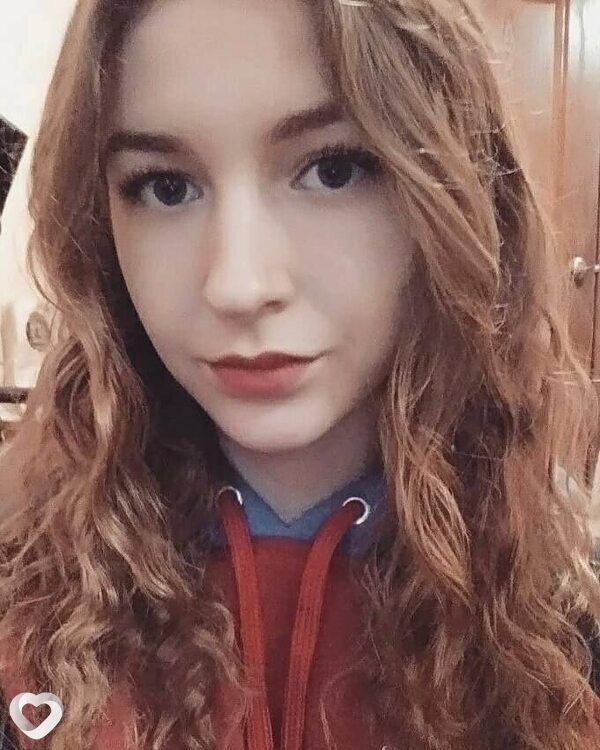 Лиза, 18, Санкт-Петербурге — анкета №2717421