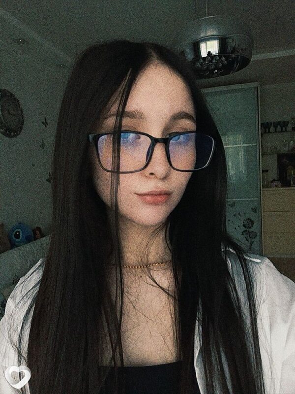 Алина, 19, Донецке — анкета №2717715