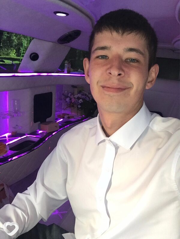 Лев, 22, Бийске — анкета №2717716