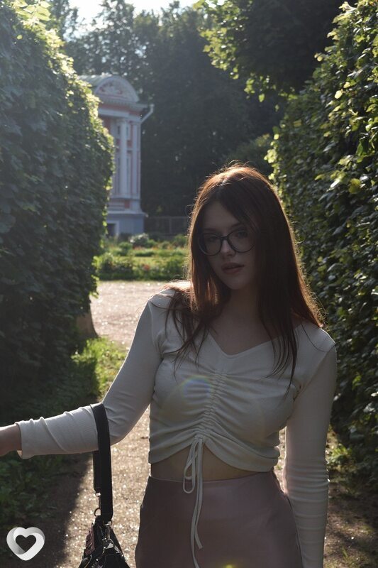 Полина, 19, Москве — анкета №2718011