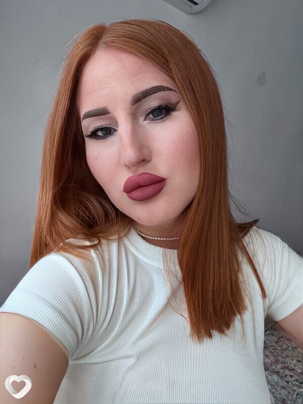 Лена, 26, Луганске — анкета №2718987