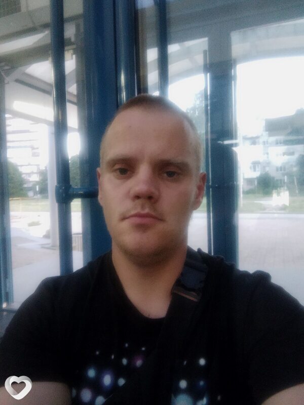 Николай, 31, Кингисеппе — анкета №2720209