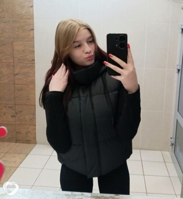 Ангелина, 19, Старом Осколе — анкета №2720144