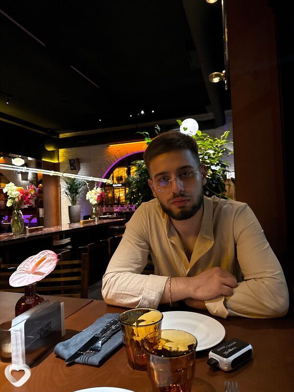Кристиан, 25, Ереван — анкета №2720642
