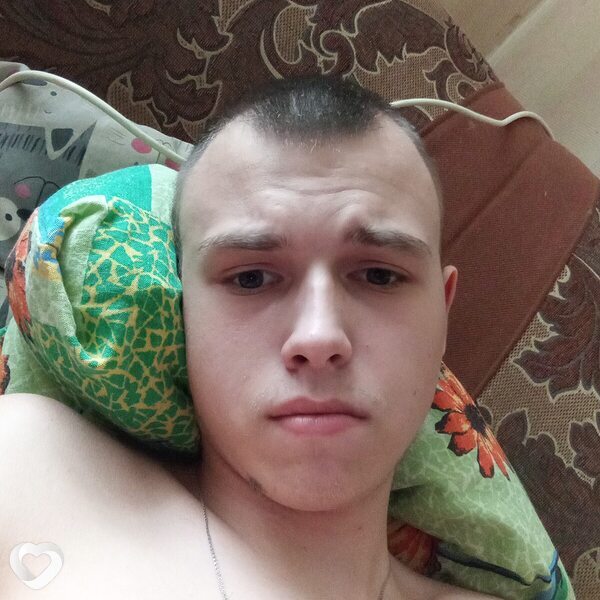 Даня, 19, Комсомольске-на-Амуре — анкета №2720966