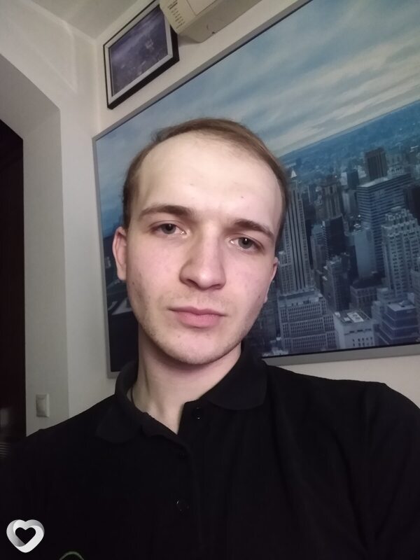 Максим, 23, Москве — анкета №2721182