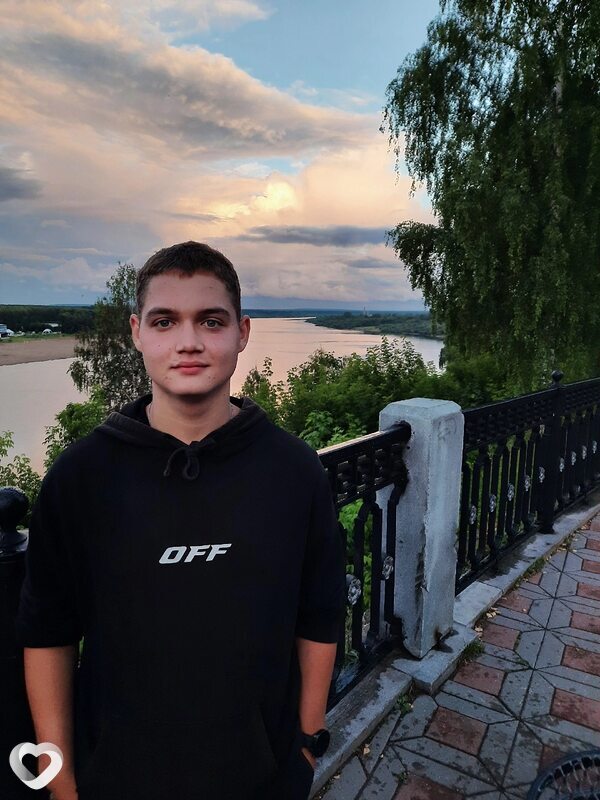 Максим, Полярный