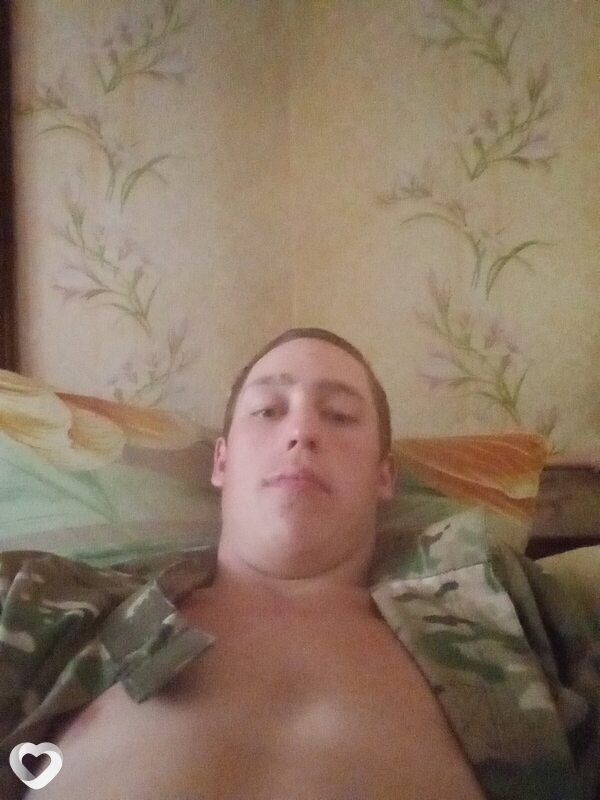 Виталик Поитаев, 19, Минске — анкета №2721735