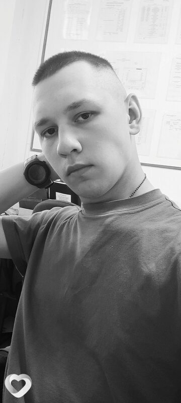 Андрей, 23, Пскове — анкета №2722472