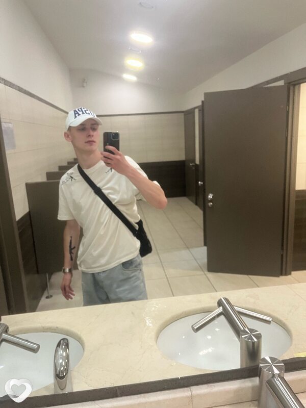 Егор, 20, Ставрополе — анкета №2723372