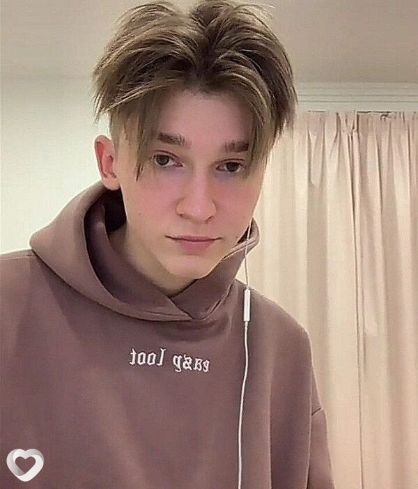Ярик, 20, Ростове-на-Дону — анкета №2723560
