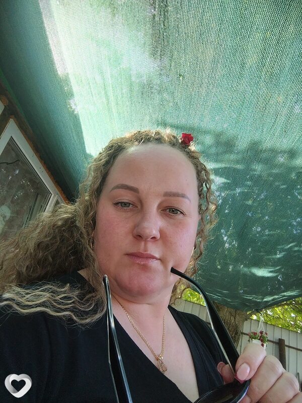 Юлия, 39, Крымске — анкета №2723507