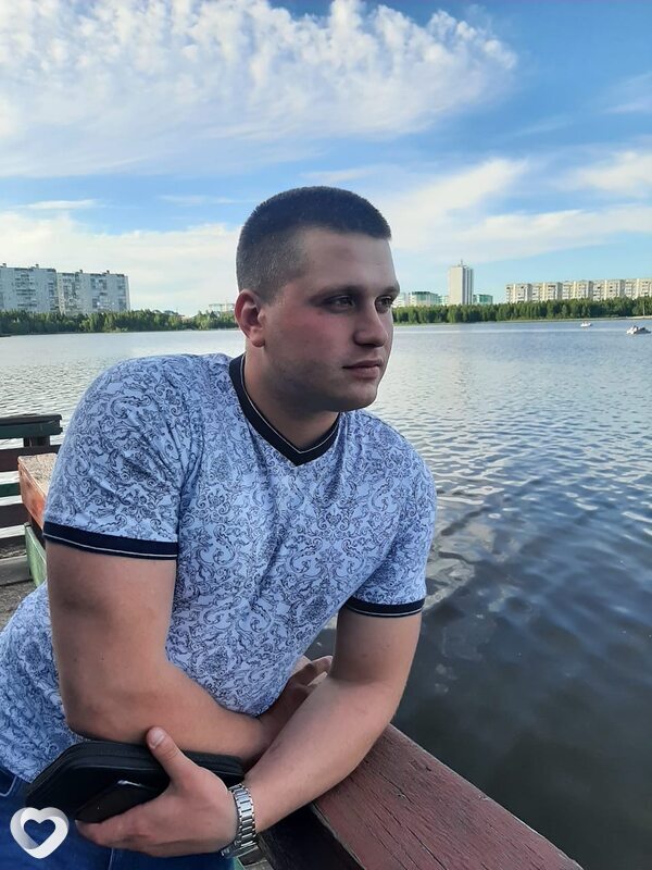 Игорь, 29, Барнауле — анкета №2723510