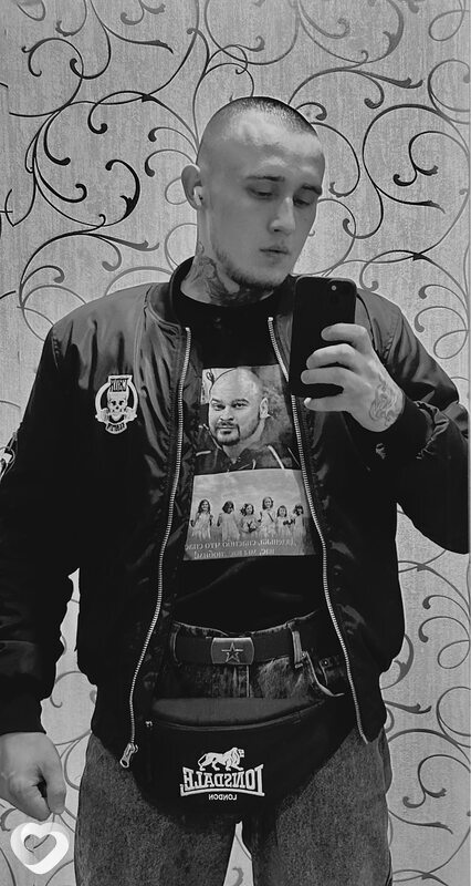 Денис, 24, Череповце — анкета №2723974
