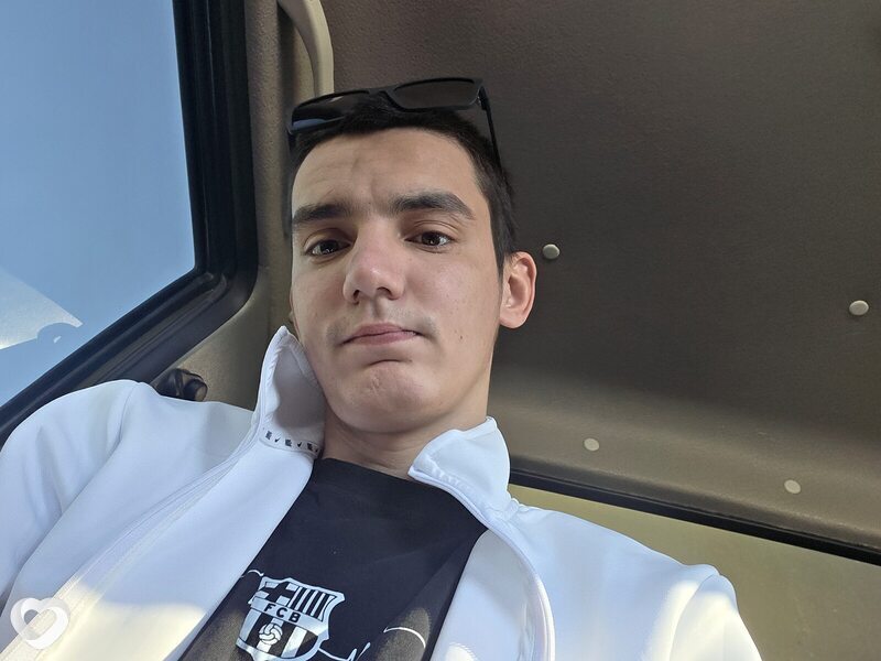 Артём, 22, Красноярске — анкета №2724424