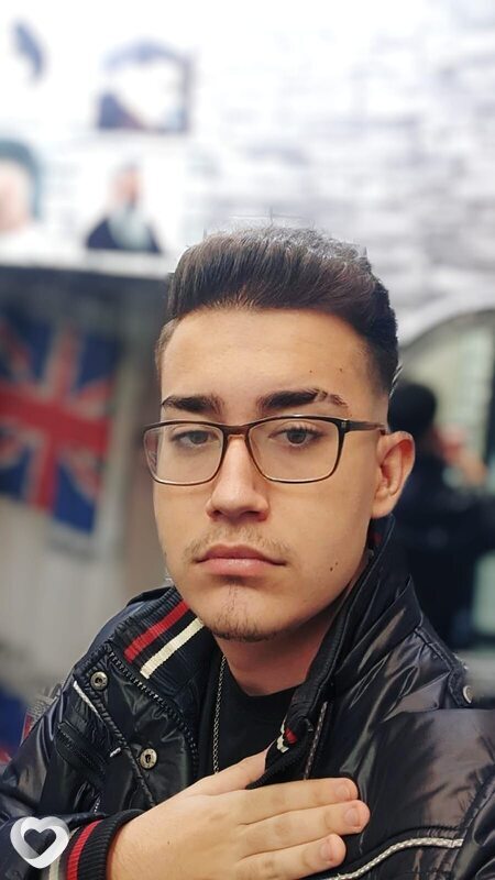 Robert, 22, București — анкета №2724342