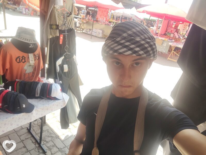 Денис, 24, Торезе — анкета №2724480