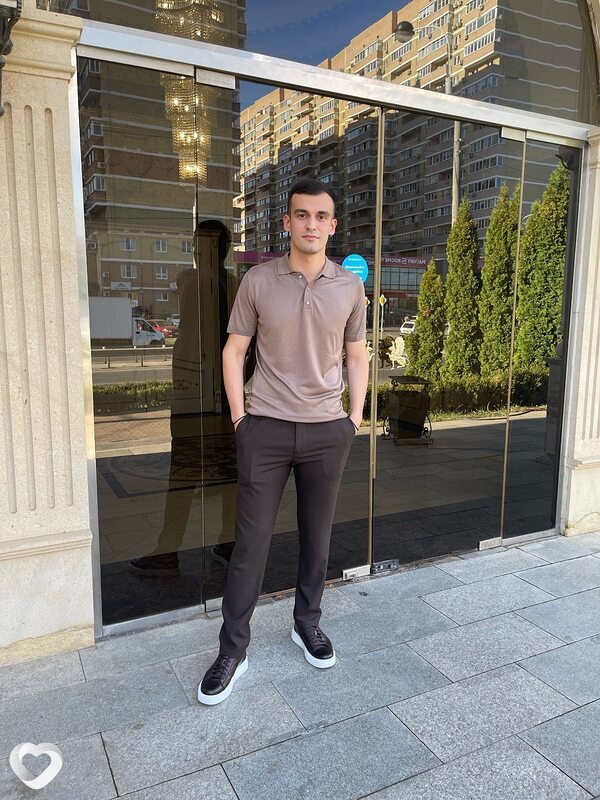 Артём, 22, Краснодаре — анкета №2724619