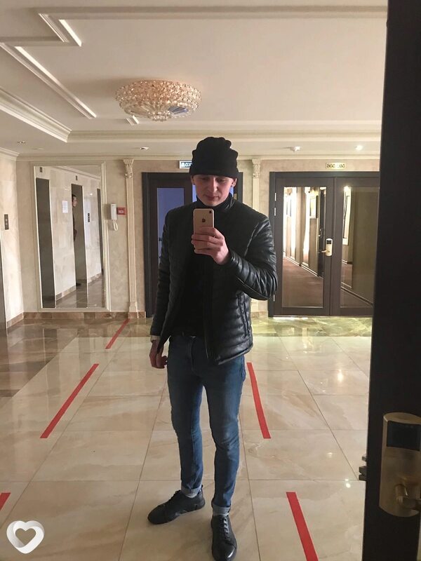 Иван, 27, Енакиеве — анкета №2725313