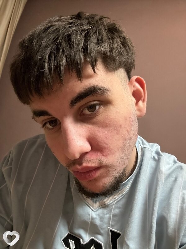 Эрик, 18, Москве — анкета №2725675