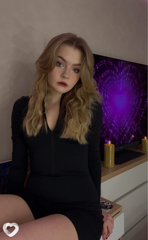 Настюша, 20, Санкт-Петербурге — анкета №2726010