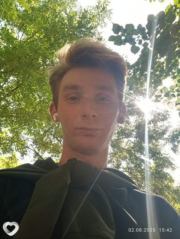 Вова, 22, Кишинёв — анкета №2727046