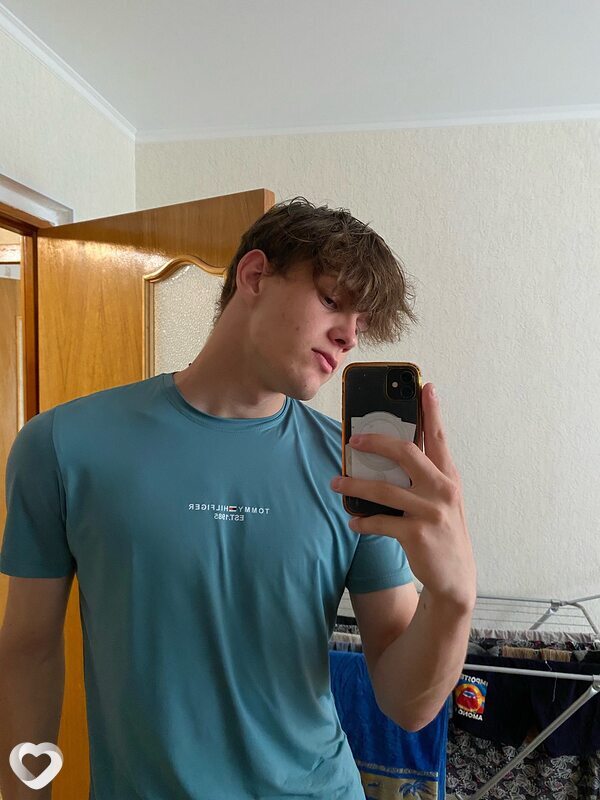 Давид, 21, Барановичах — анкета №2726784