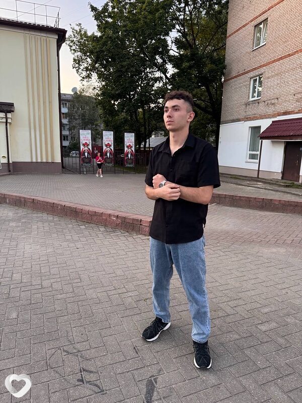 Руслан, 26, Смоленске — анкета №2726947