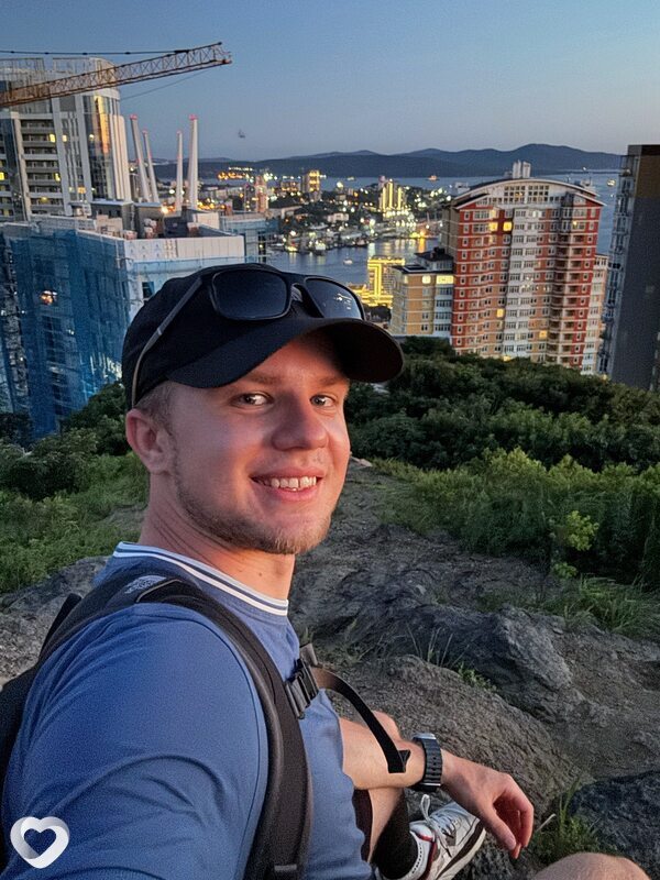 Илья, 30, Свободном — анкета №2727851