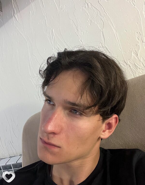 Артём, 20, Нижнем Новгороде — анкета №2727852