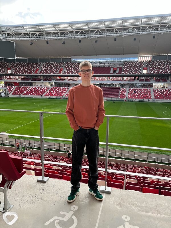 Стас, 18, Минске — анкета №2727794