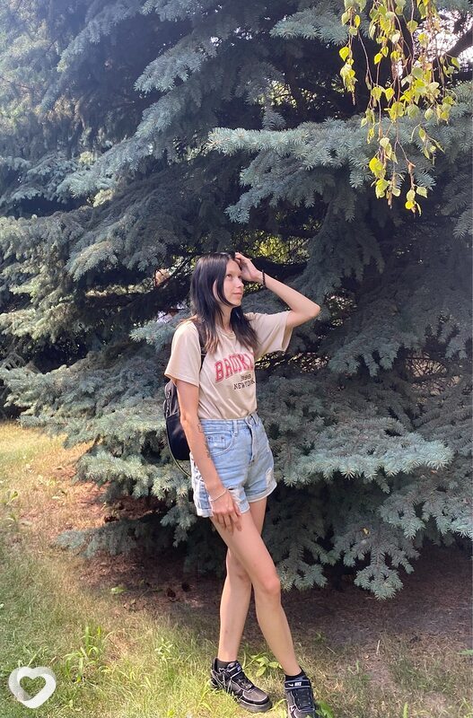 Таня, 23, Белой Калитве — анкета №2727440