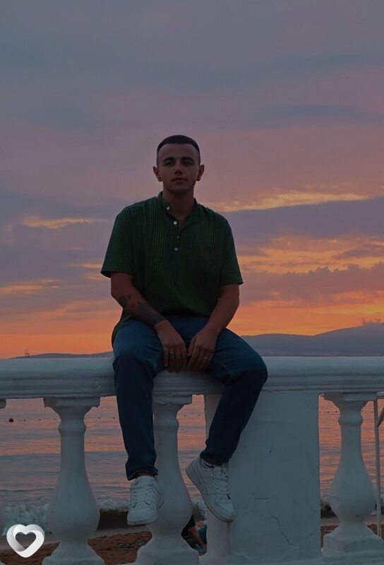 Толик, 25, Москве — анкета №2727591