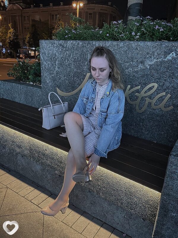 Катя, 22, Москве — анкета №2728585