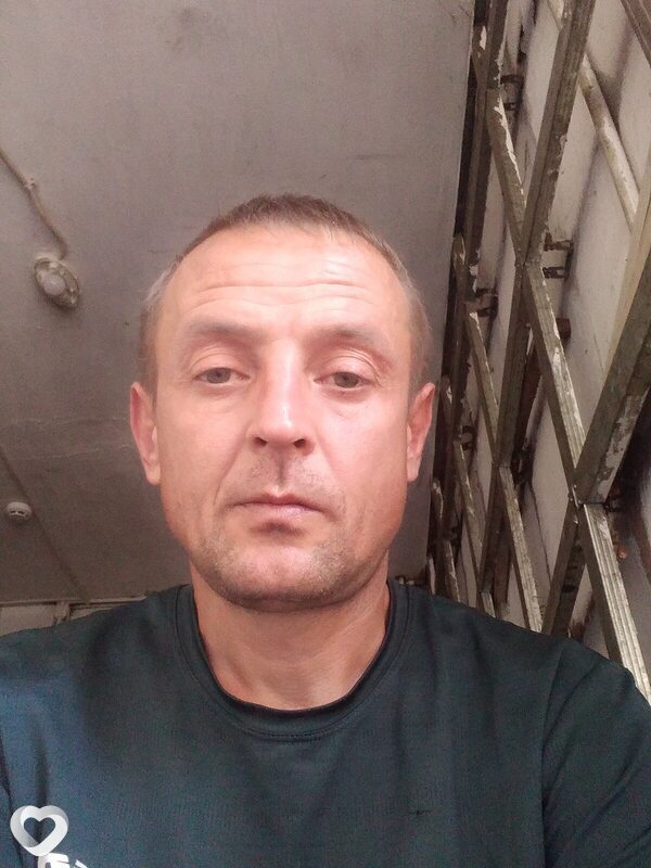 Дмитрий, 41, Енакиеве — анкета №2728014