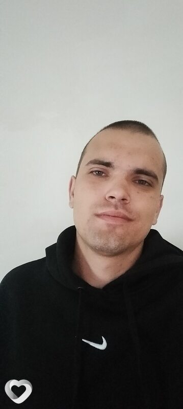 Максим, 24, Усть-Лабинск — анкета №2728020