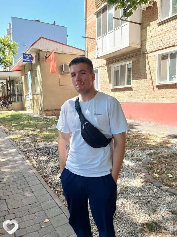 Владимир, 24, Краснодаре — анкета №2728190