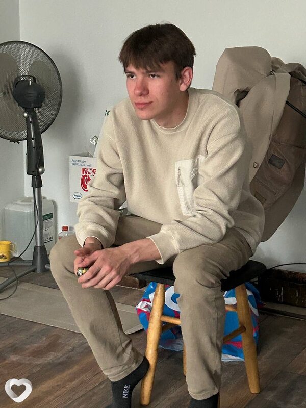 Артём, 20, Липецке — анкета №2728599