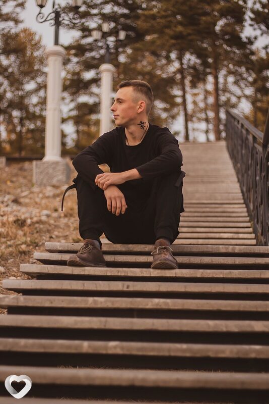 Роман, 21, Новосибирске — анкета №2728443