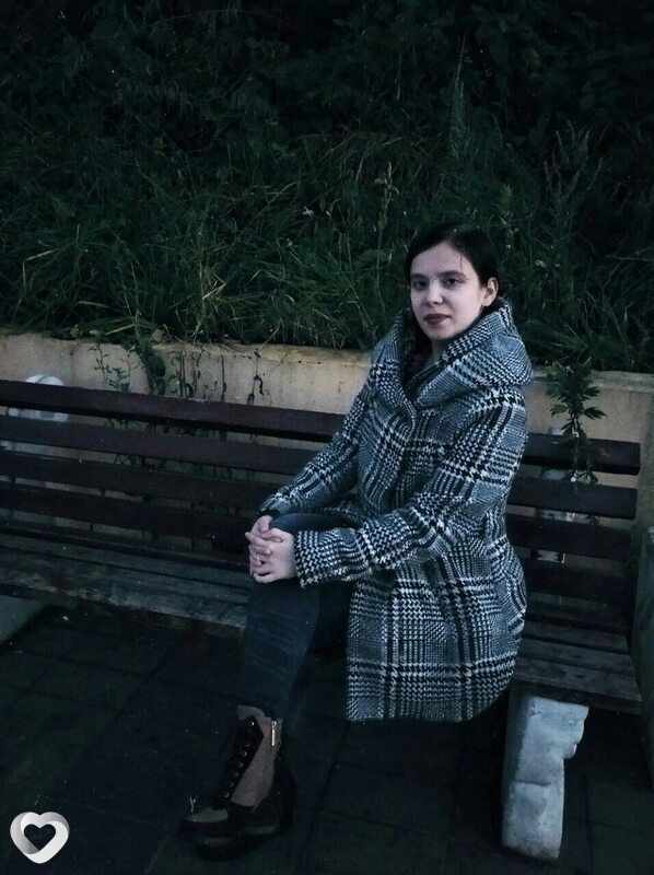 Анна, Дзержинский