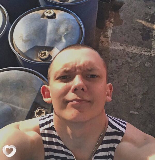 Кирилл, 21, Калининграде — анкета №2730111