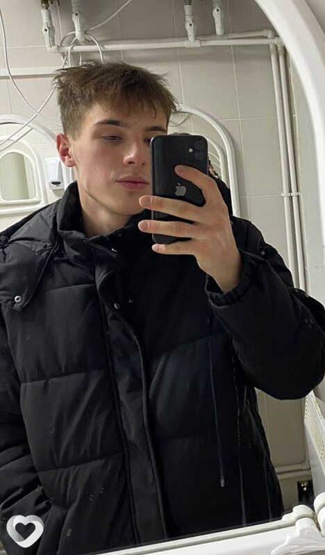 Вадим, 20, Саратове — анкета №2730156