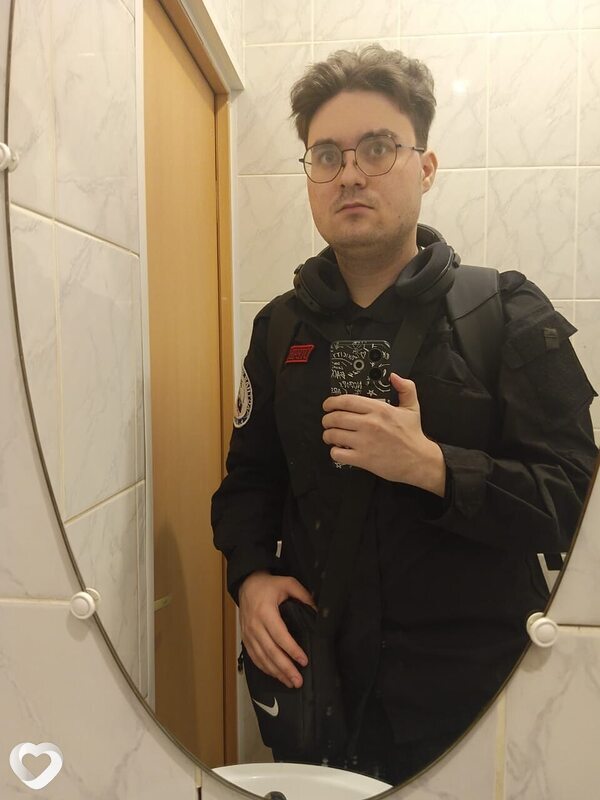 Дмитрий, 21, Томске — анкета №2730670