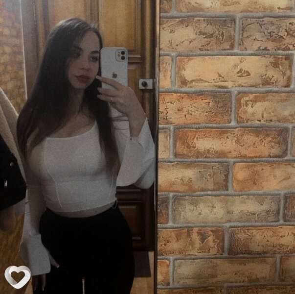 Ева, 25, Санкт-Петербурге — анкета №2731079