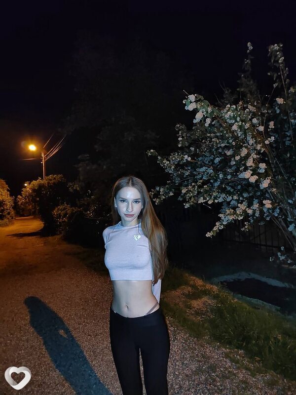 Алина, 19, Москве — анкета №2731491