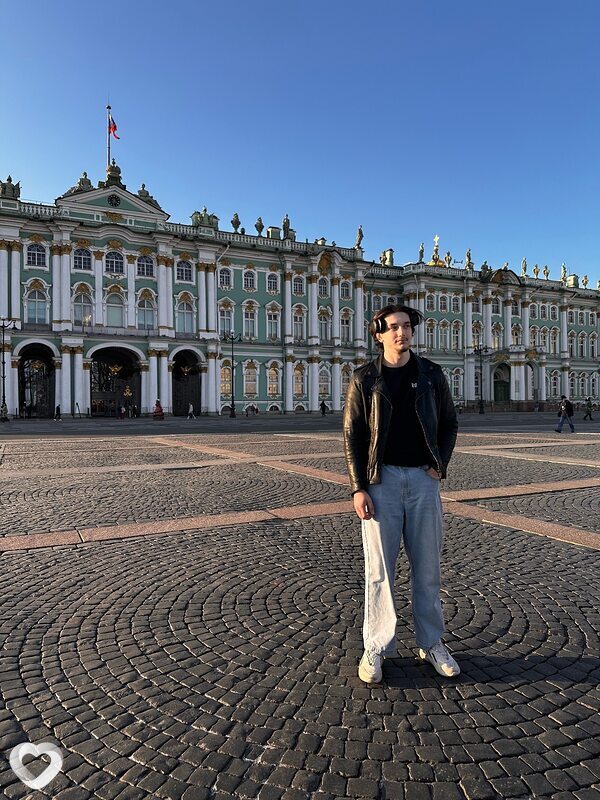 Александр, 19, Москве — анкета №2732071