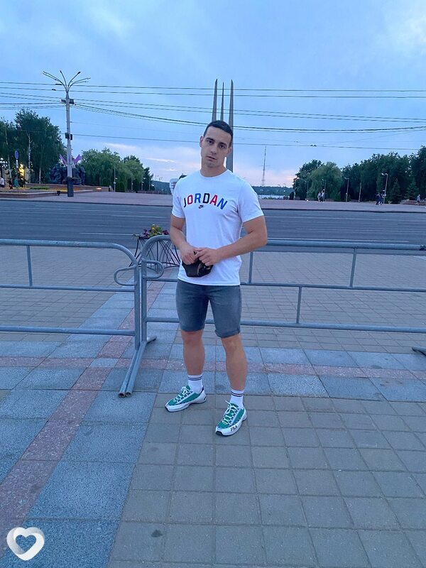 Максим, 30, Витебске — анкета №2732978