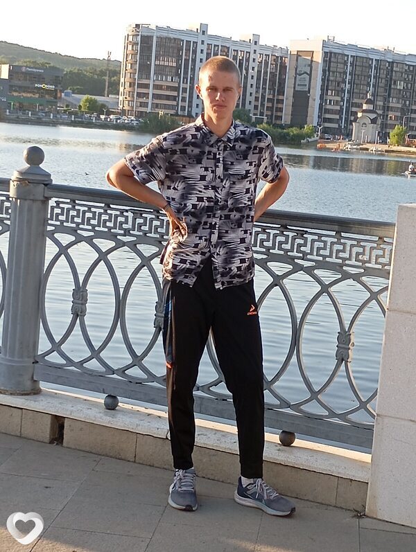 Павел, 24, Екатеринбурге — анкета №2732833